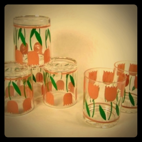 H.J. Stotter Other - Vintage H.J. Stotter Pink Tulip Plastic Glasses